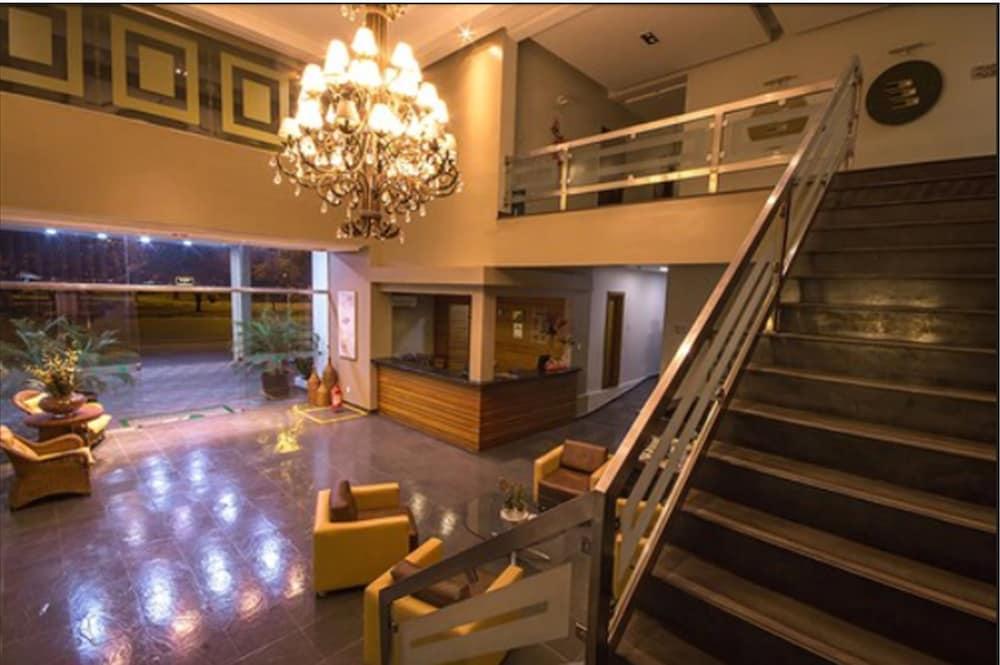 Aipana Plaza Hotel 보아 비스타 외부 사진